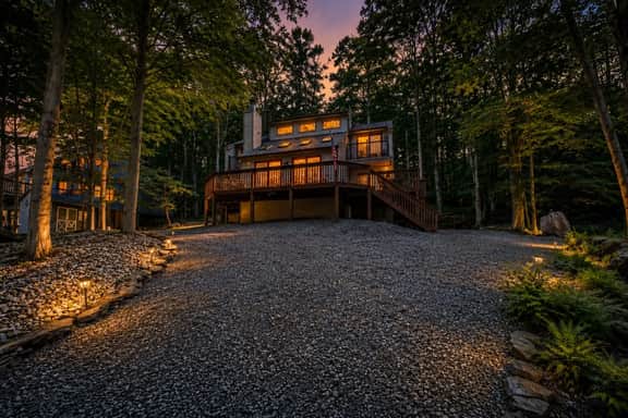 On the Rocks-The Hideout - Image 3