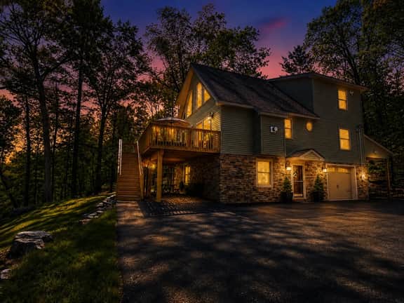 On the Rocks-Wallenpaupack lake Estates - Image 3